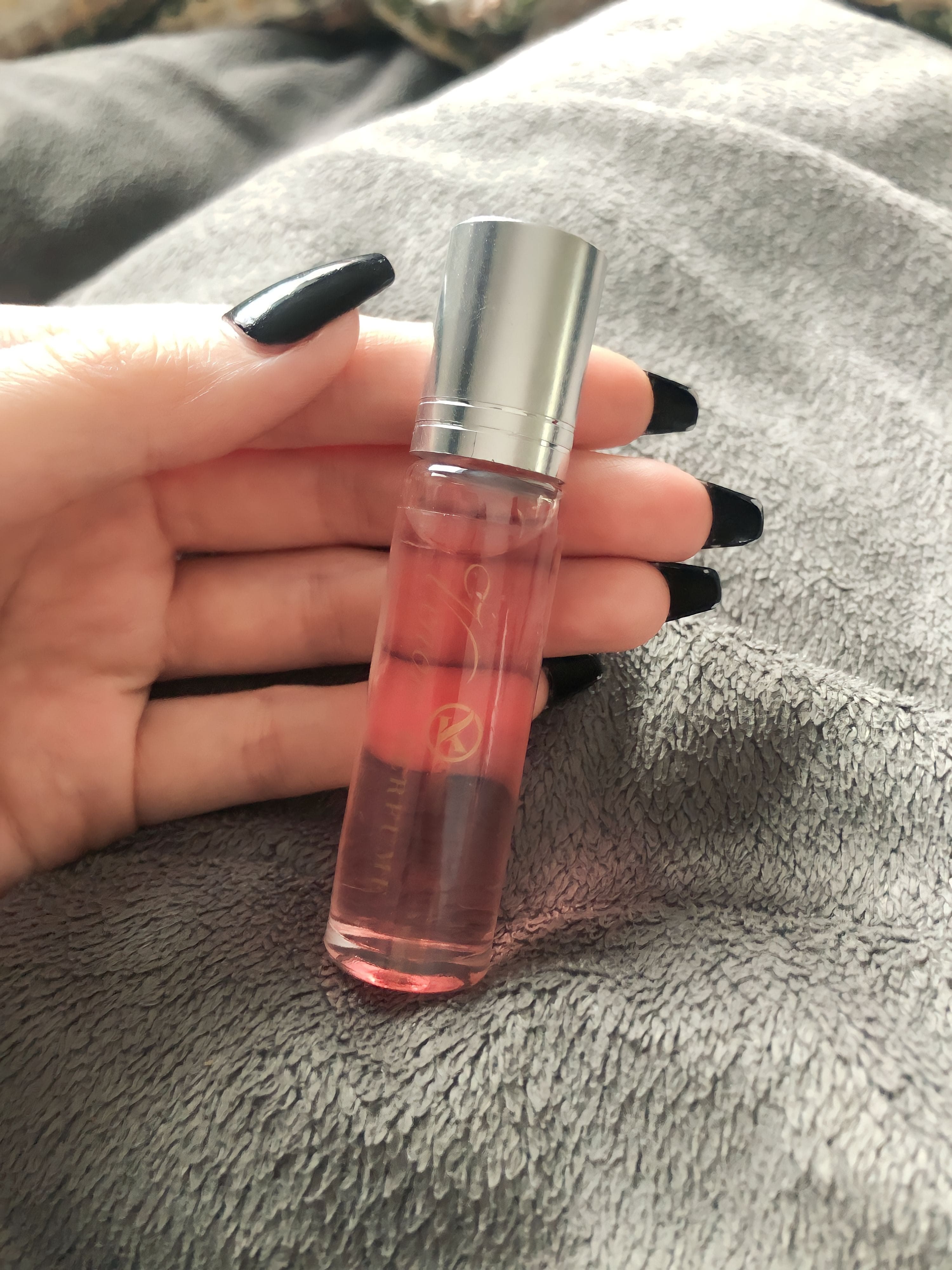 Pheromone Perfume For Women And Men Roll On Natural Perfume Oil - Scentiza™️ (Buy 1 Get 1 Free) Scentiza™️ (Buy 1 Get 1 Free) Zaavio®️