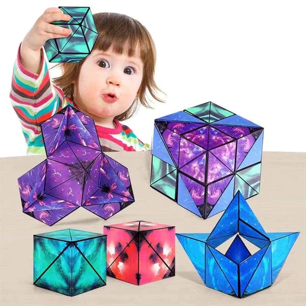 RG™ Magnetic Shape Shifting Box Roposo Clout