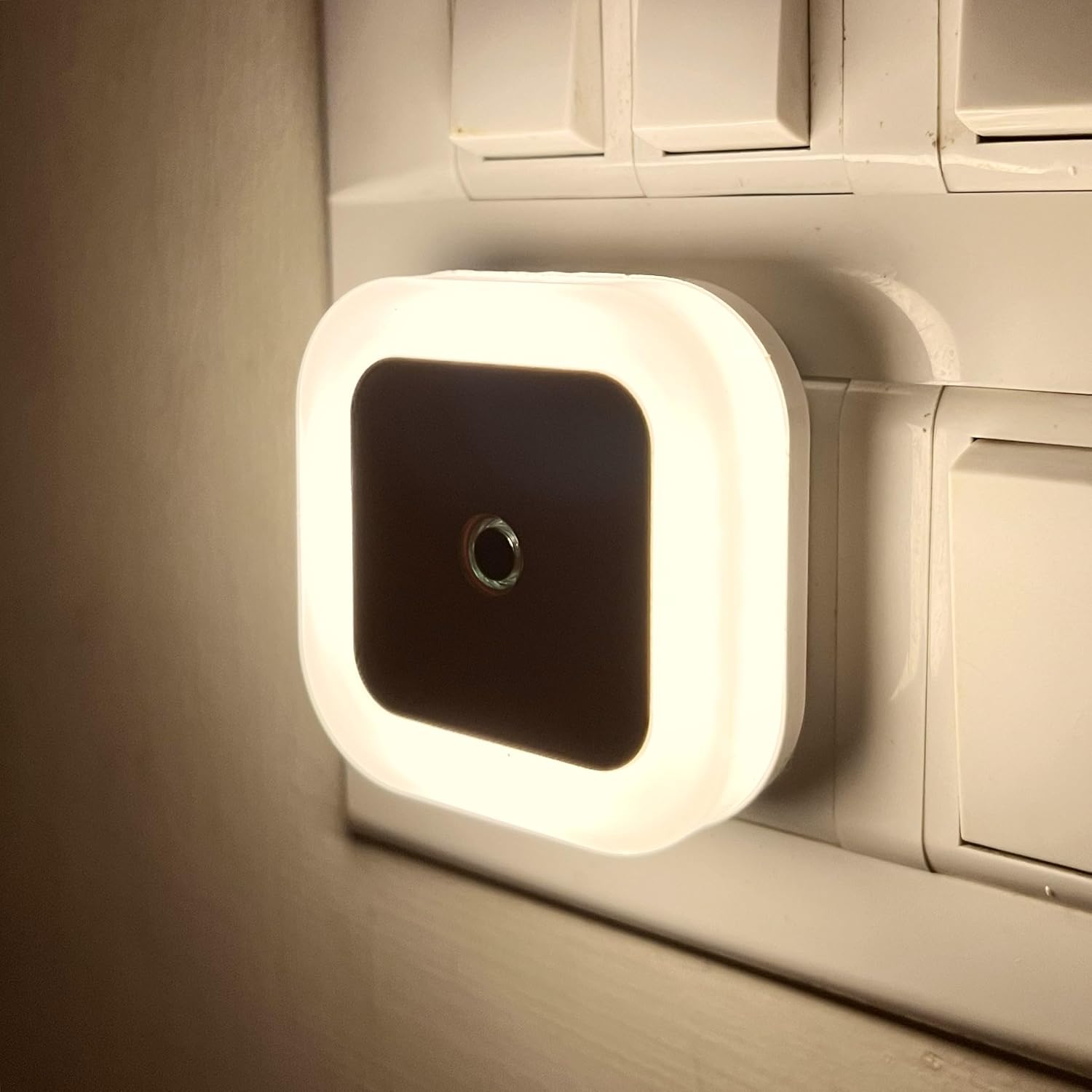 Smart Sensor LED Lamp (Pack of 2)