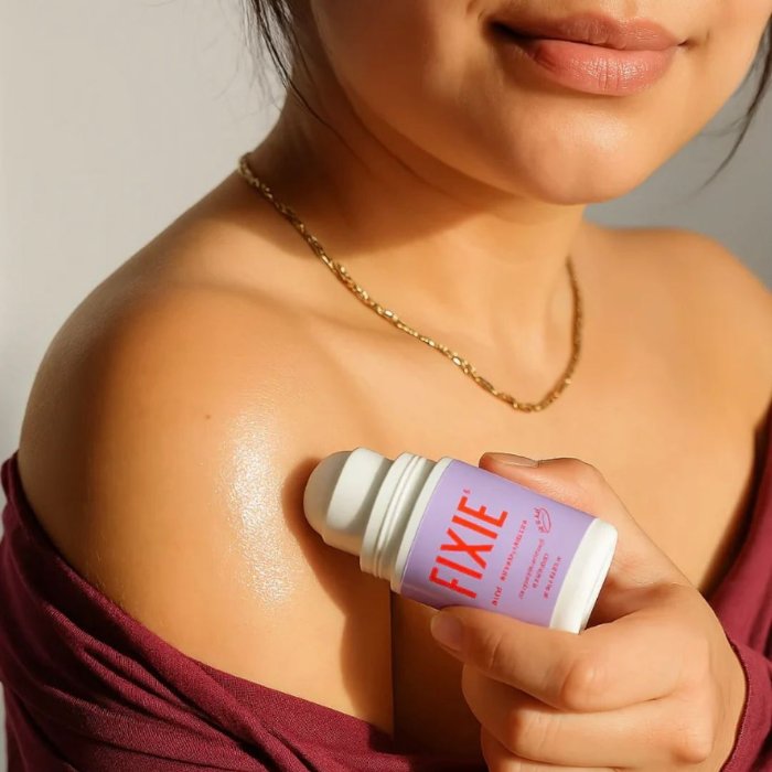 Fixie™ Body Adhesive Roller