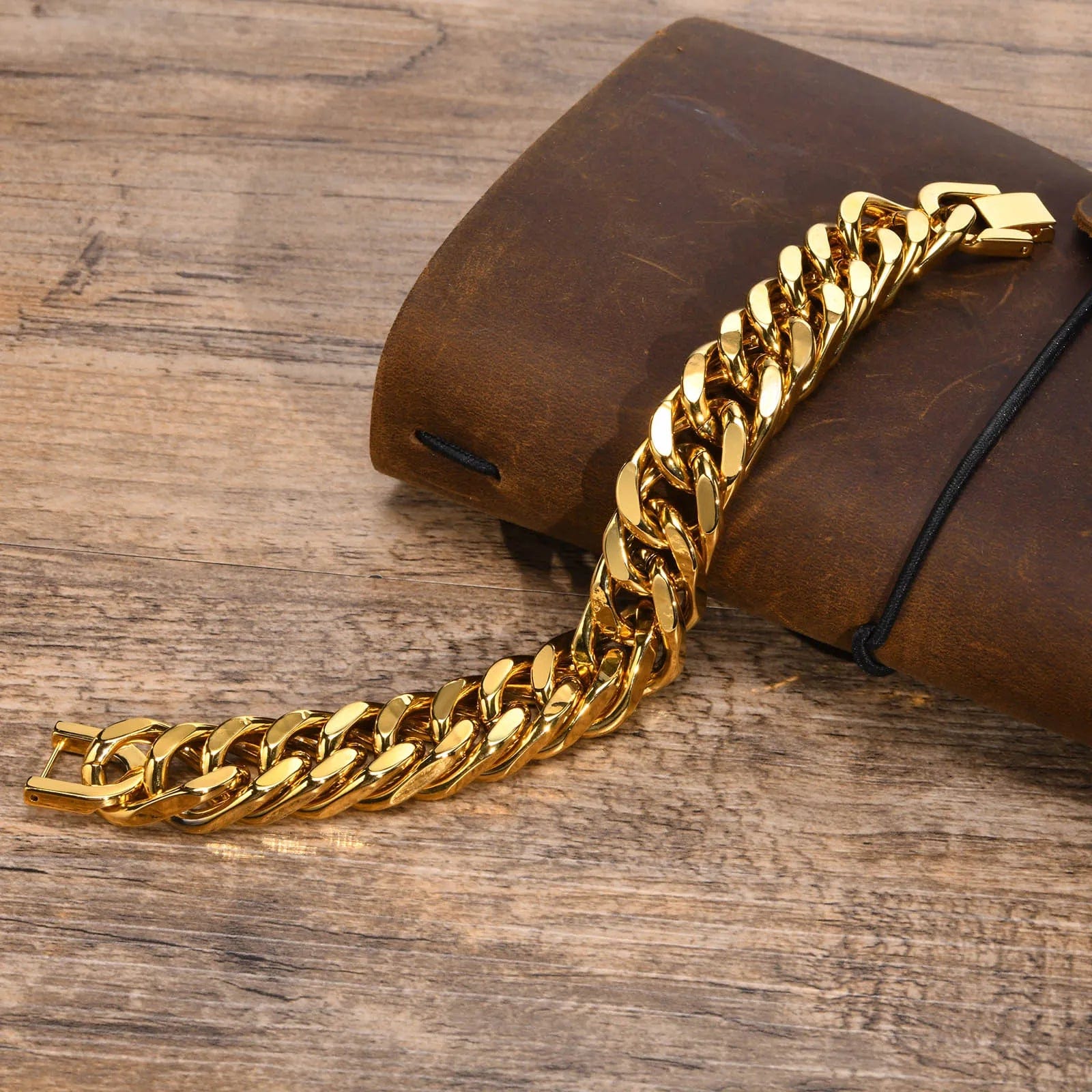 Gold Cuban Bracelet for Men Zaavio®