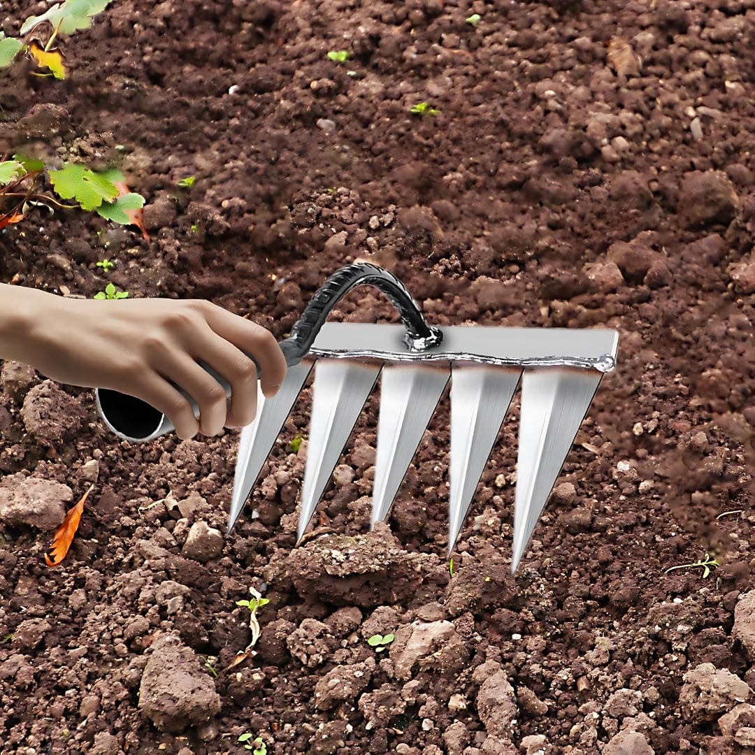 Steel Nail Rake Steel Nail Rake Zaavio®