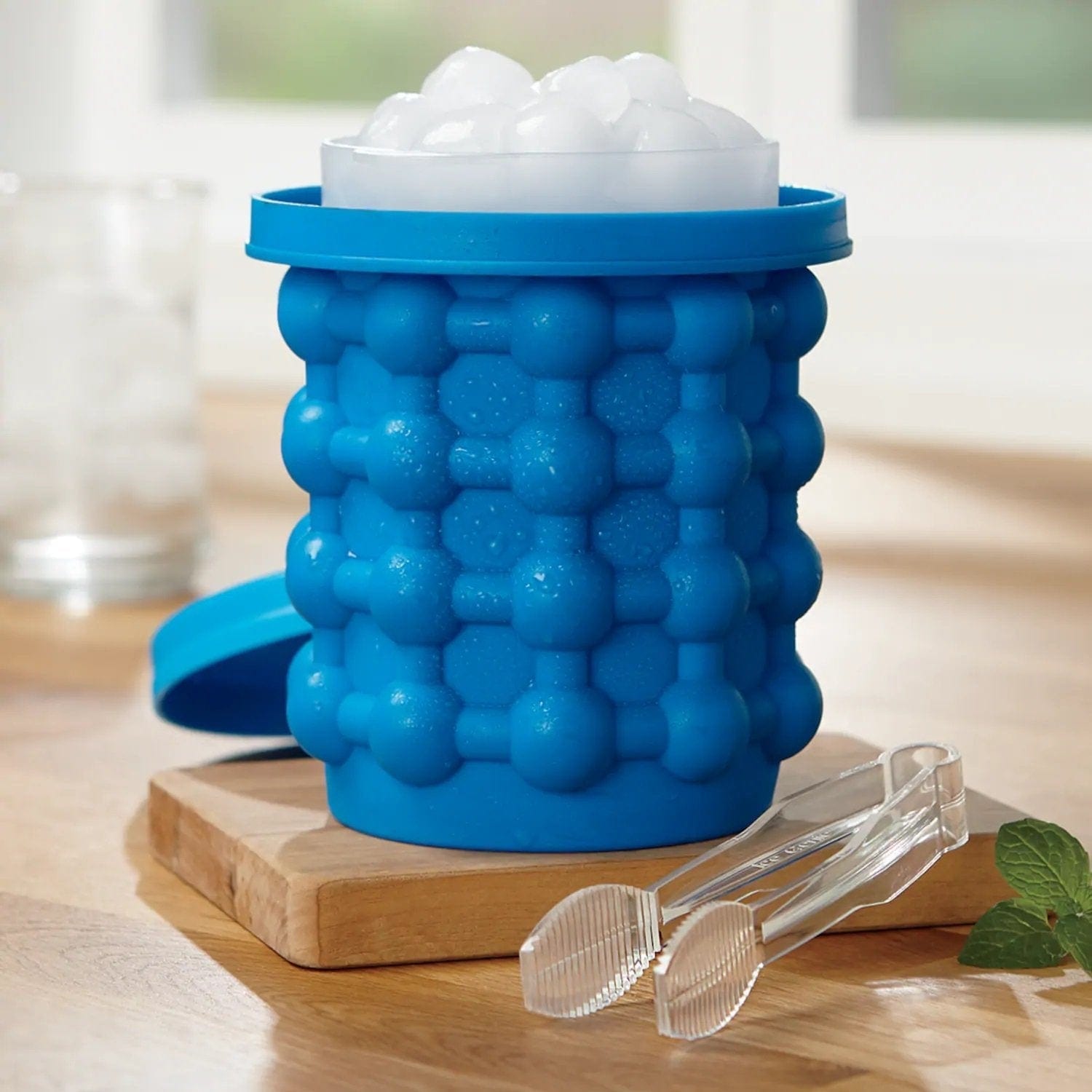 Ice Maker Bucket Portable Silicone Ice Bucket for Home Outdoors - Frozie™